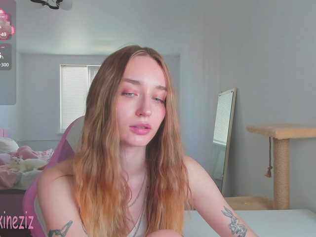 Polikinesis live cam on BongaCams