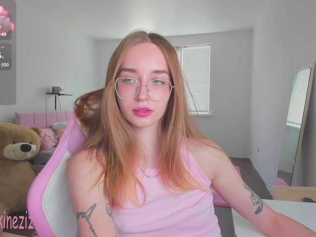 Polikinesis live cam on BongaCams