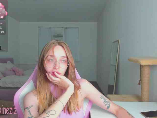 Polikinesis Sex Cam Show