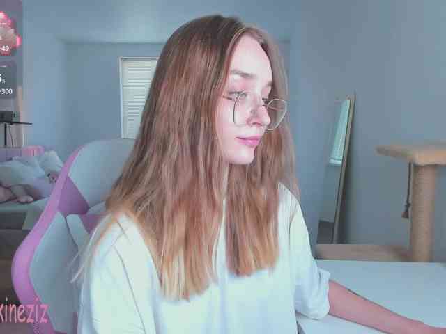 Polikinesis Sex Cam Show
