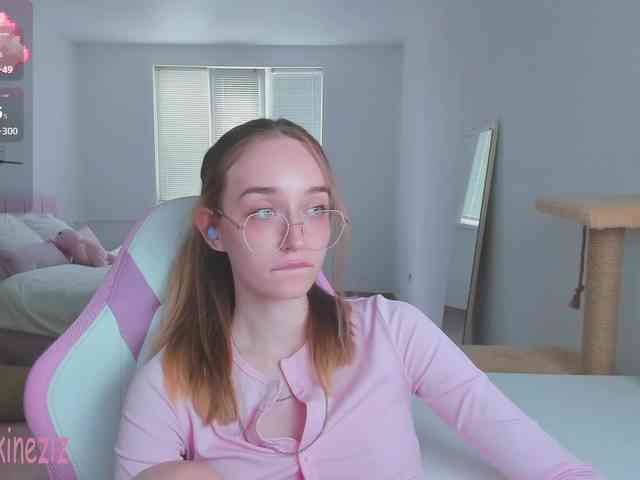 Polikinesis Sex Cam Show