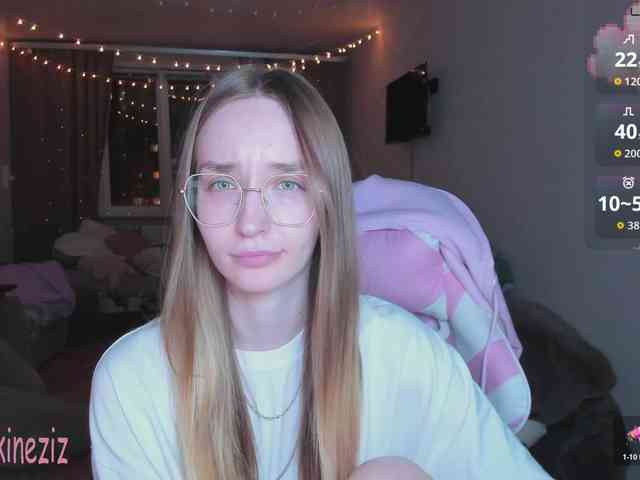 Модель: Polikinesis