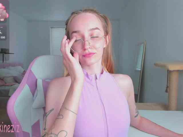 Polikinesis Sex Cam Show