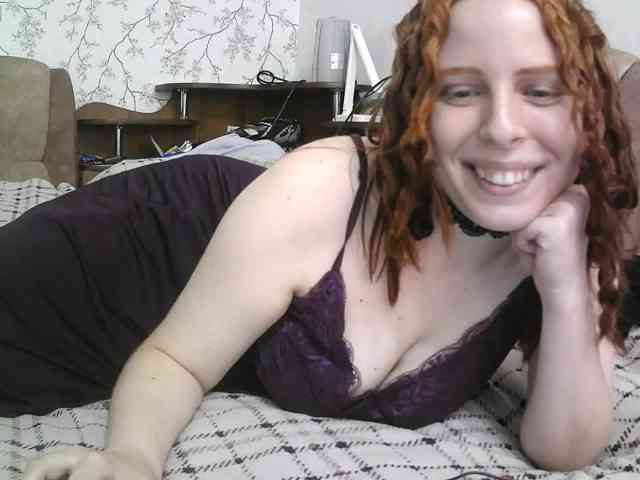 julia357743 webcam