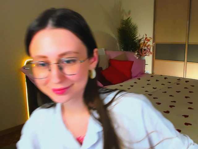 YourLovellyStory webcam