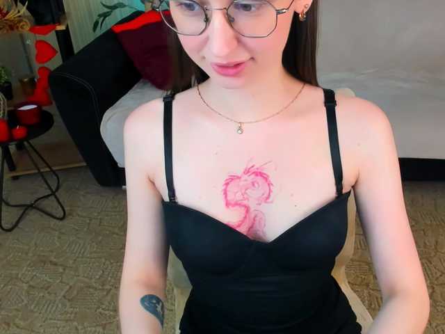 YourLovellyStory webcam