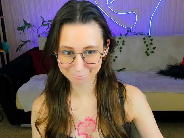 YourLovellyStory webcam