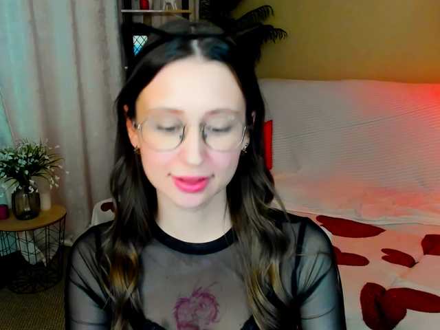 YourLovellyStory live cam on BongaCams