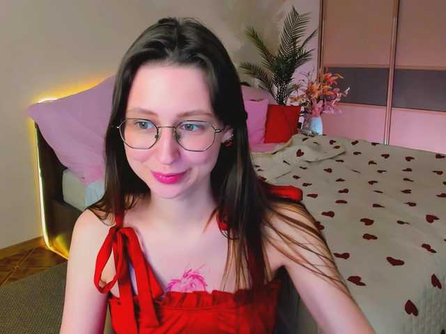 YourLovellyStory webcam