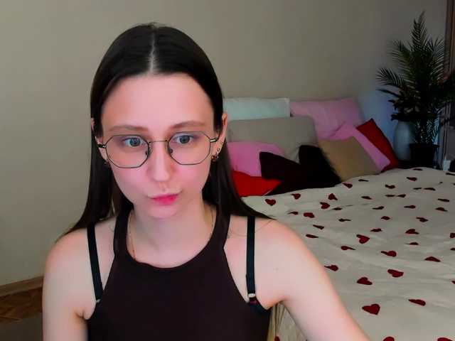 YourLovellyStory webcam