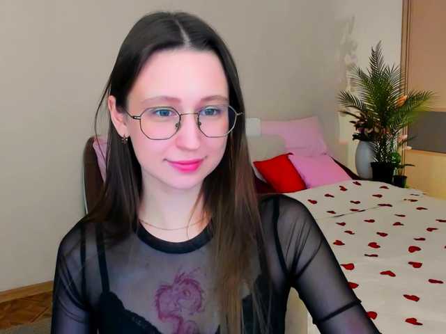 YourLovellyStory webcam