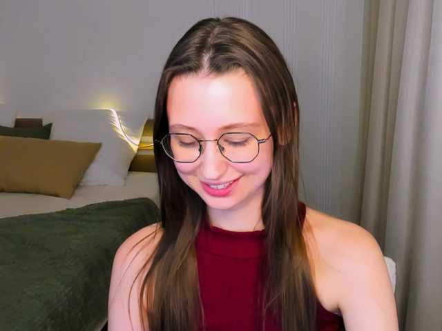 YourLovellyStory webcam