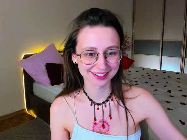 YourLovellyStory webcam