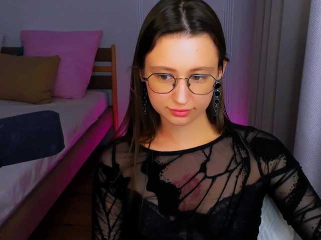 YourLovellyStory live cam on BongaCams