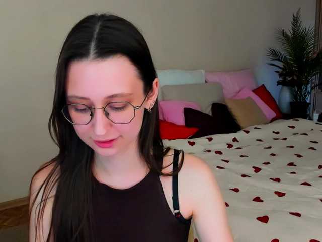 YourLovellyStory webcam
