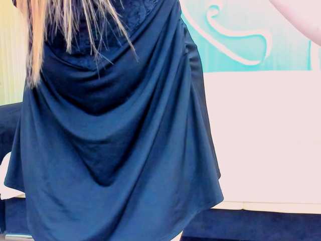 YourLovellyStory webcam