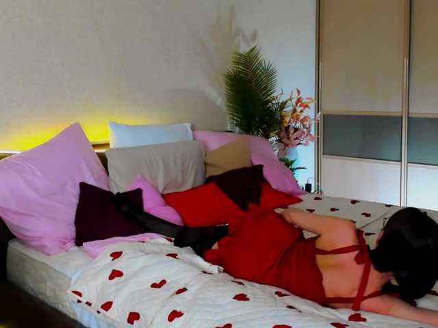 YourLovellyStory webcam