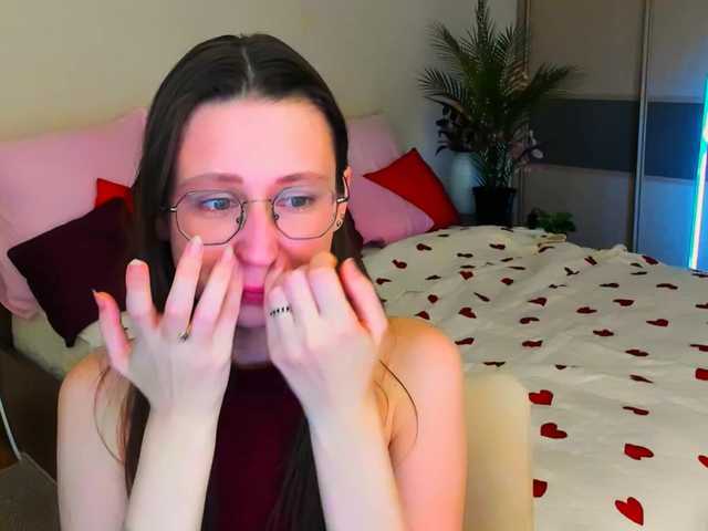YourLovellyStory webcam