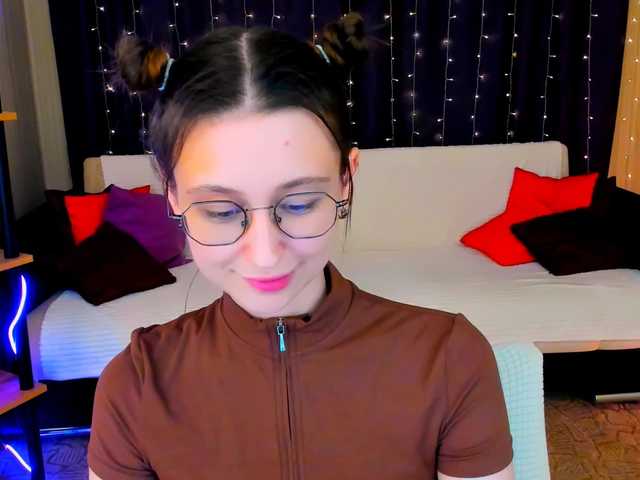 YourLovellyStory live cam on BongaCams