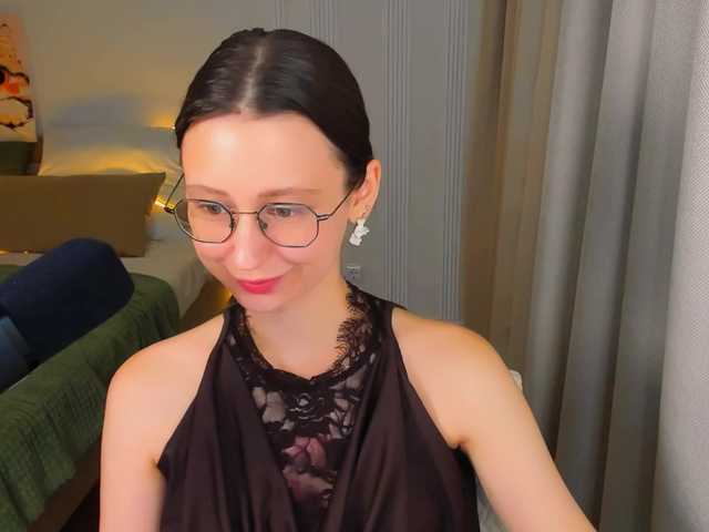 YourLovellyStory live cam on BongaCams