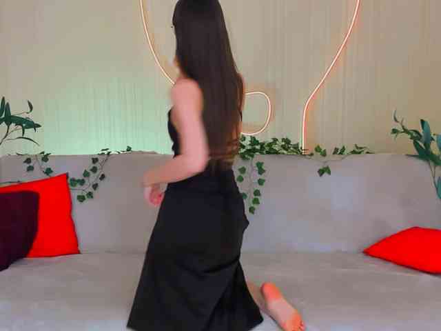 YourLovellyStory webcam
