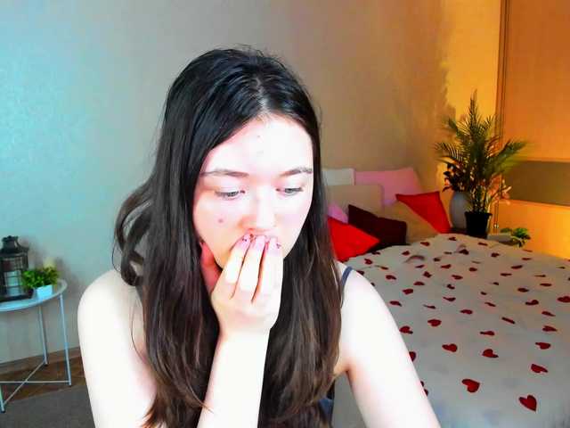 AlluringLookk live cam on BongaCams