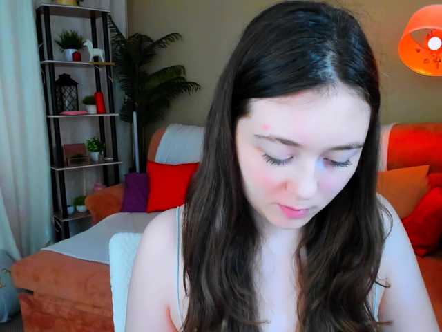 AlluringLookk live cam on BongaCams