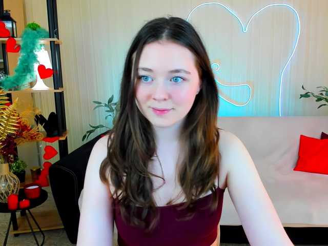 AlluringLookk live cam on BongaCams