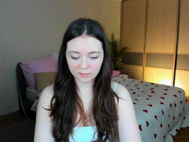 AlluringLookk live cam on BongaCams