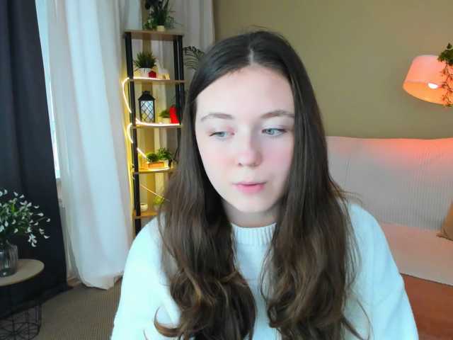 AlluringLookk live cam on BongaCams