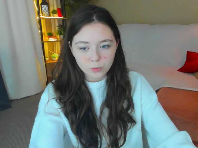 AlluringLookk live cam preview