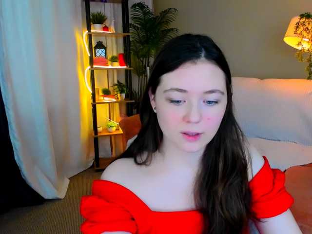 AlluringLookk live cam on BongaCams