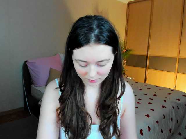 AlluringLookk live cam on BongaCams