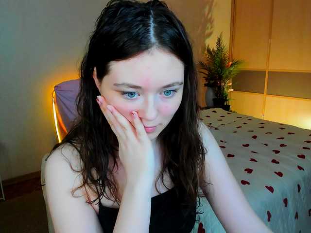 AlluringLookk live cam on BongaCams