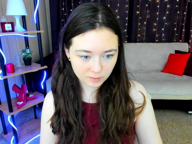 AlluringLookk live cam on BongaCams