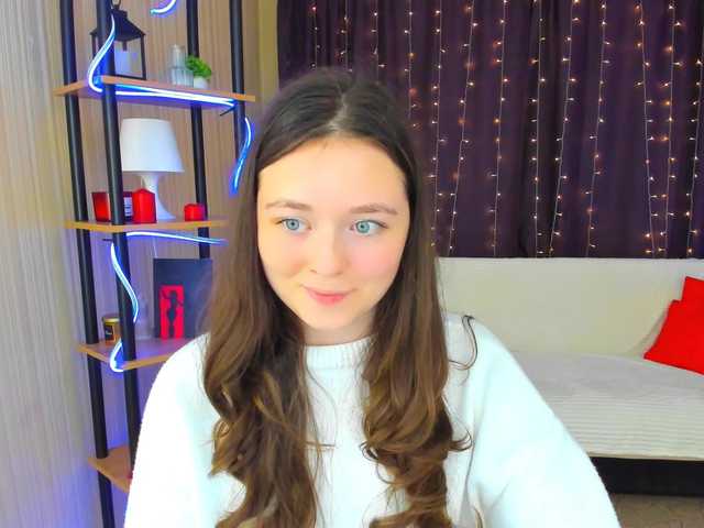 AlluringLookk live cam on BongaCams