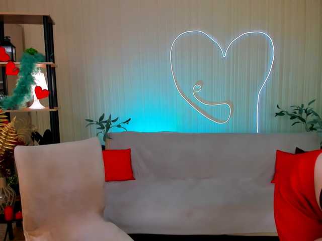 AlluringLookk live cam on BongaCams