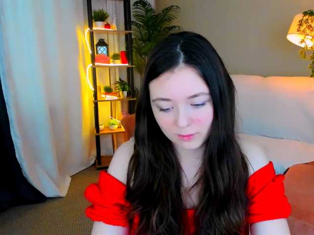 AlluringLookk live cam on BongaCams