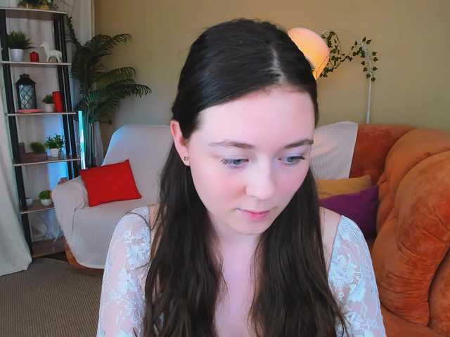 AlluringLookk live cam on BongaCams