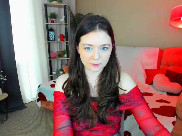 AlluringLookk live cam on BongaCams