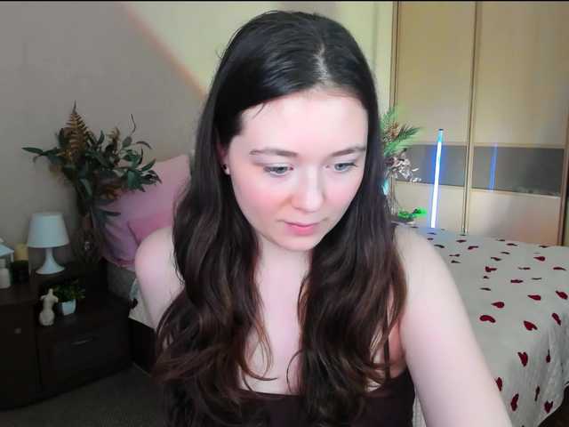AlluringLookk live cam on BongaCams