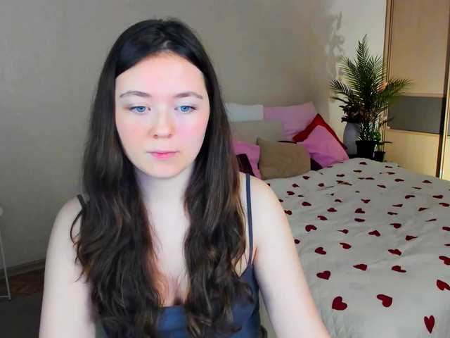 AlluringLookk live cam on BongaCams