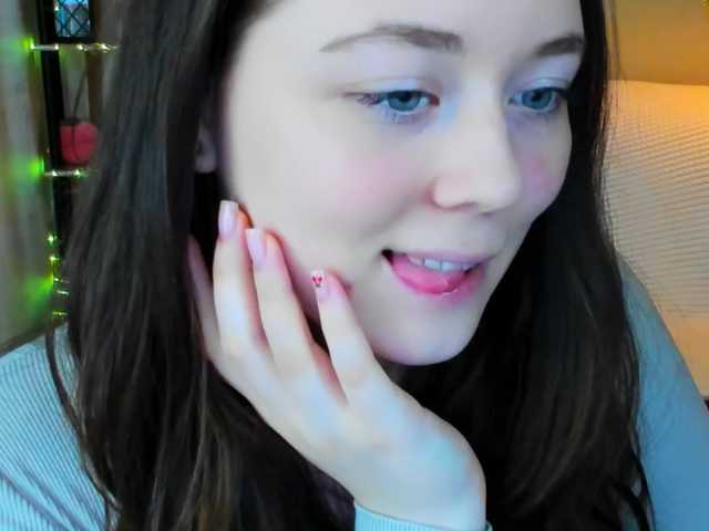 AlluringLookk live cam on BongaCams