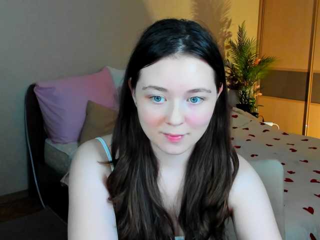 AlluringLookk live cam on BongaCams