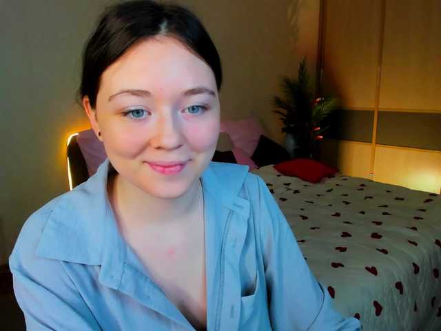 AlluringLookk live cam on BongaCams