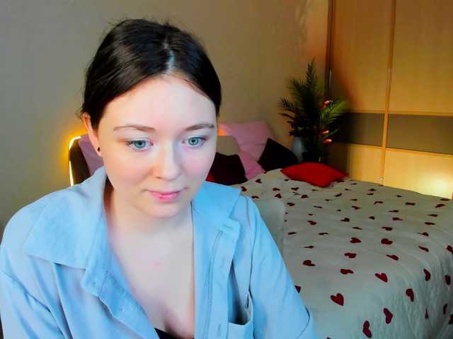AlluringLookk live cam on BongaCams