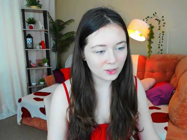AlluringLookk live cam on BongaCams