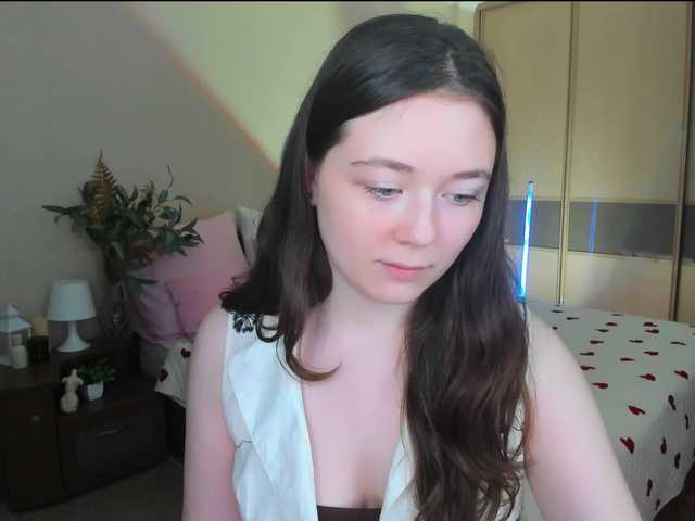 AlluringLookk live cam on BongaCams