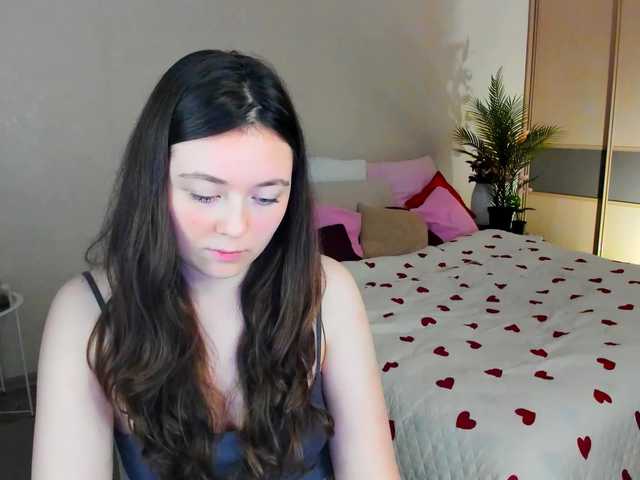 AlluringLookk live cam on BongaCams
