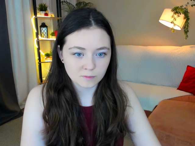 AlluringLookk live cam on BongaCams
